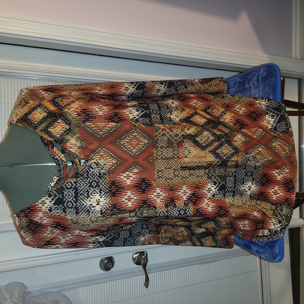 NEW DIRECTIONS BLOUSE